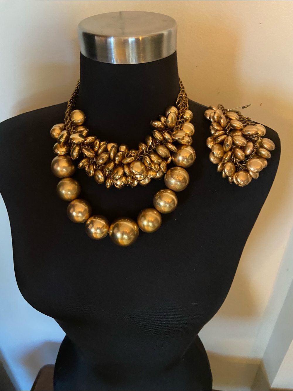 Chico's Gold-Tone Chunky Bead Necklace and bracelet set